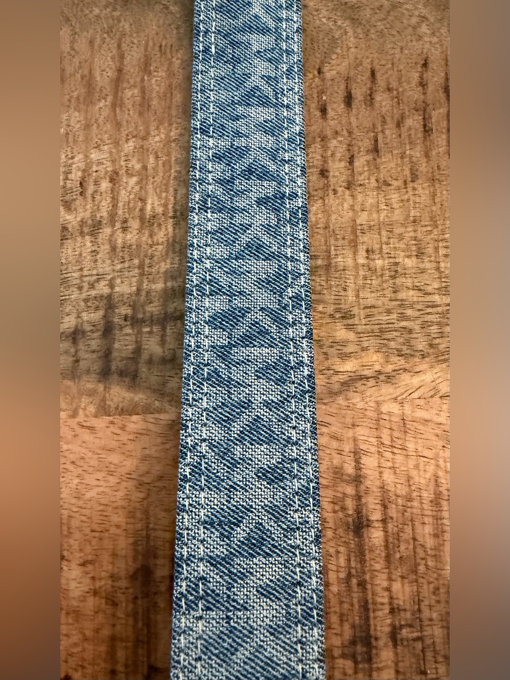 Michael Kors Denim-Pattern Blue Belt with Gold Buckle Size Large NWT - Picture 7 of 9